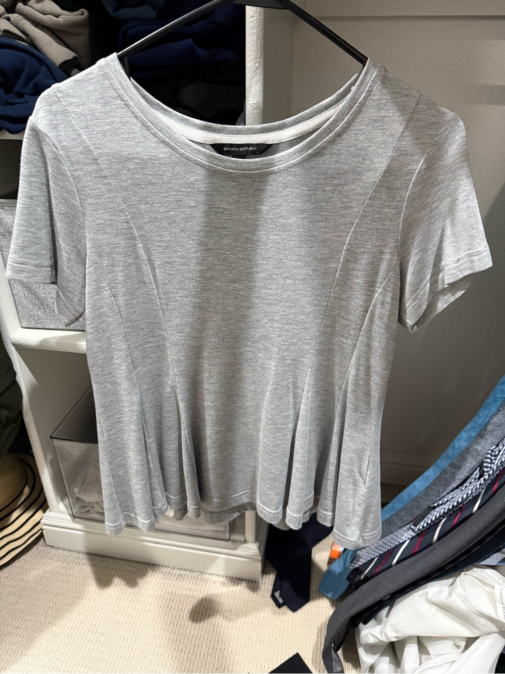 Banana Republic Light Gray Peplum Short-Sleeve Flared Top